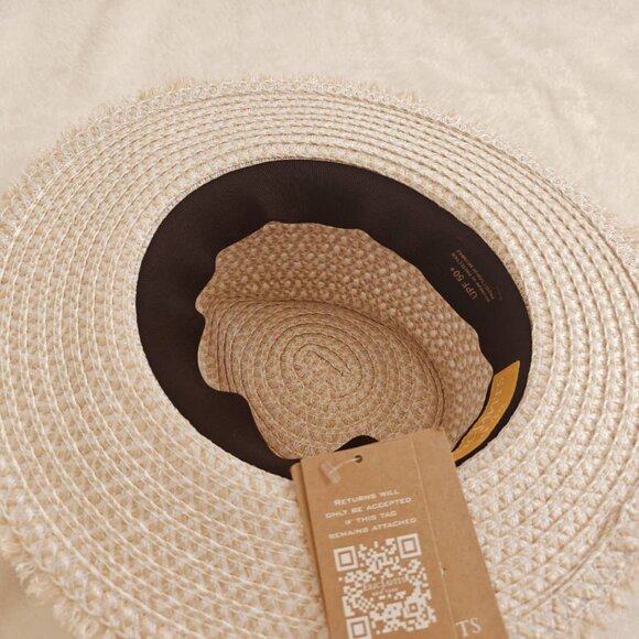 NWT Eric Javits Fringe Pinch Straw Fedora Hat Packable Women’s - Picture 9 of 9